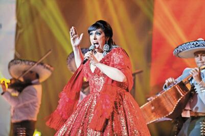 Regina Orozco relata el momento en que fue víctima de discriminación por ser confundida con un travesti