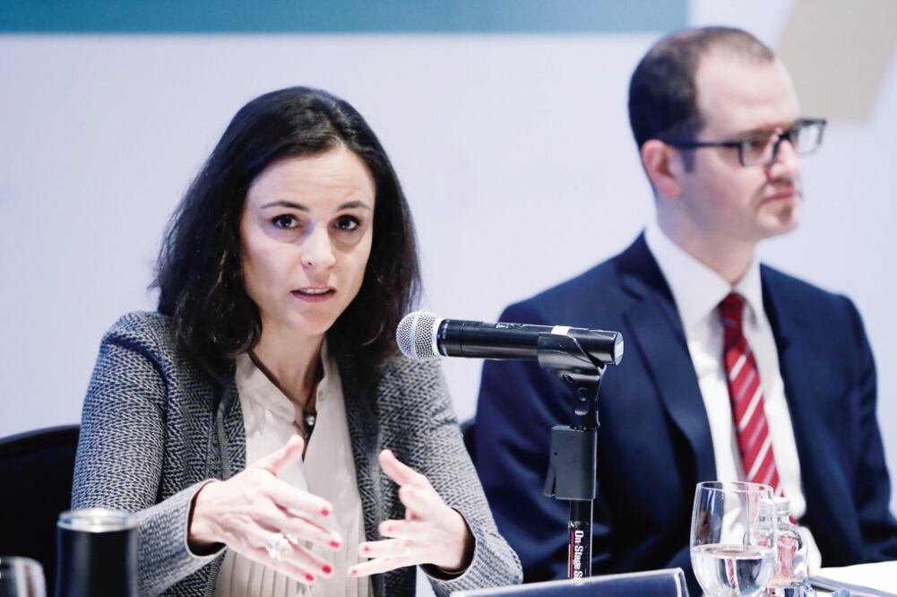 Alejandra Palacios, comisionada presidenta de la Comisión Federal de Competencia Económica, afirmó en conferencia de prensa que las licitaciones públicas dirigidas representan una traición a los contribuyentes. (IVÁN STEPHENS. EL UNIVERSAL)