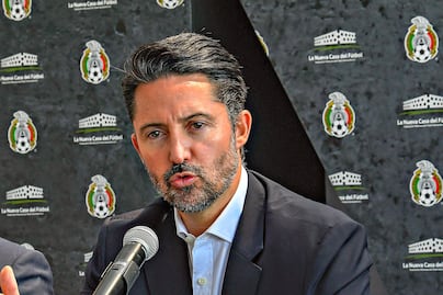 Fue presentado Yon de Luisa como nuevo presidente de la Femexfut