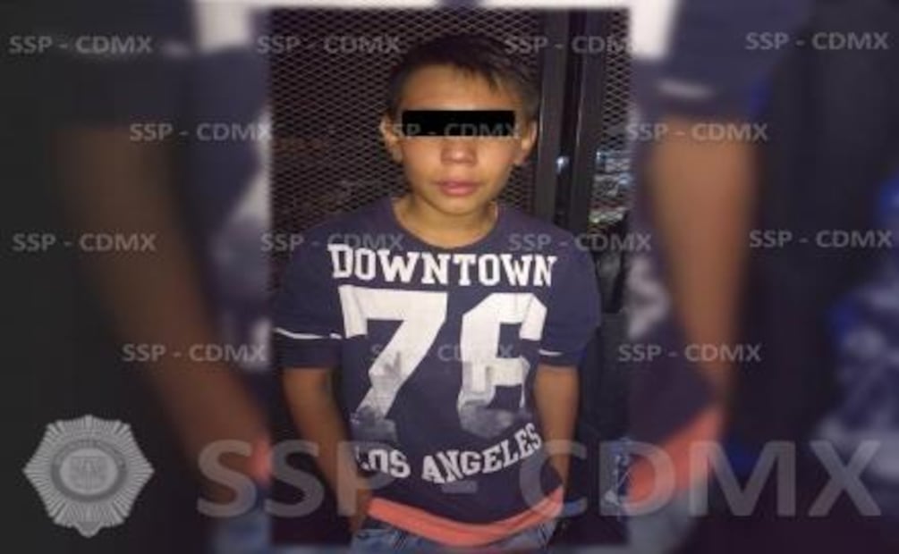 Detienen a tres niños por presuntamente robar a usuaria en el Metro 