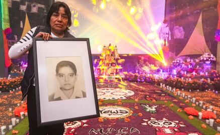 VIDEO: Memoria y justicia; "News Divine" reabre sus puertas con ofrenda para honrar a las víctimas de hace 16 años