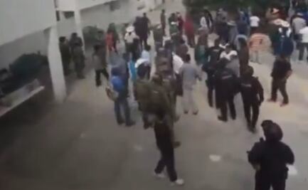 Linchamiento frustrado provoca enojo en habitantes de Cuapiaxtla, Puebla; atacan el Palacio Municipal