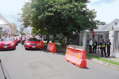 Taxistas se amparan contra fallo de GDF a favor de apps