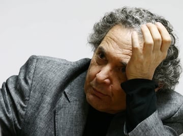 Honran a Ricardo Piglia con la "Mención de Honor" argentina