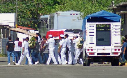 Adal Jair amó a la Marina igual que su padre