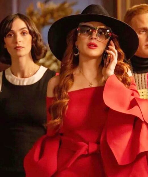 Aliana Lonan hizo una aparición especial en "Navidad de golpe", la película con la que Lindsay retomó su carrera como actriz.
Foto: Instagram