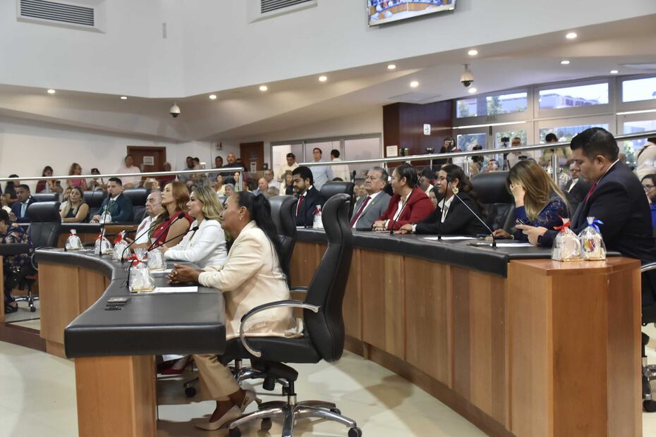 Esta nueva legislatura será ocupada con una mayoría morenista y sus aliados PT, Partido Verde y Nueva Alianza BCS. Foto: Especial