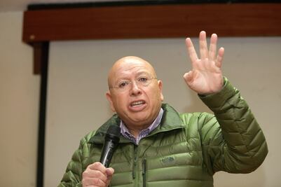 Isidro Pastor inicia recolección de firmas