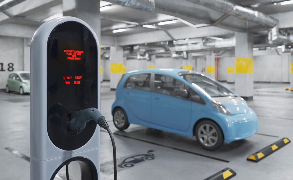 Cuando un auto eléctrico reduce su autonomía, es hora de sustituir la batería. Foto: Freepik