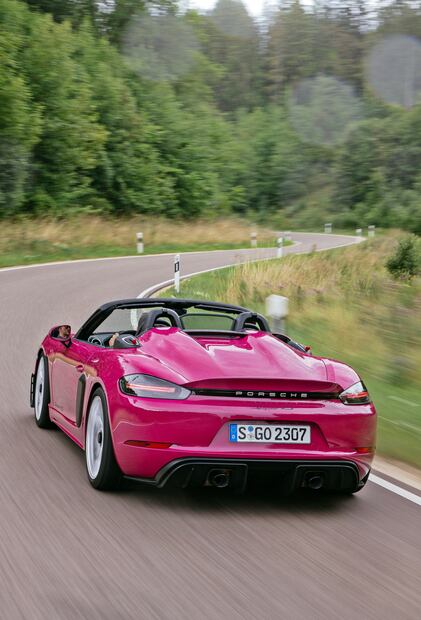 Se trata de la versión descapotable del deportivo más pequeño y rabioso de Porsche.