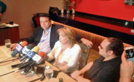 Hijo denuncia robo en casa de Juan Gabriel