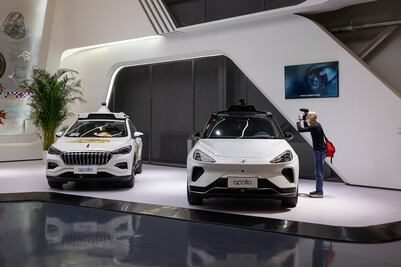 Robotaxis de Tesla: Esto sabemos sobre el novedoso proyecto de Elon Musk