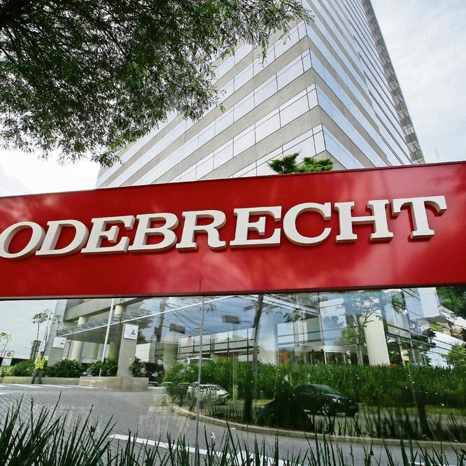 Desde el año pasado, la PGR y Pemex clasificaron como reservada la información relacionada con la constructora brasileña. Foto: ARCHIVO EL UNIVERSAL