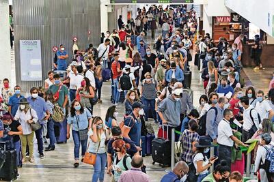Abaratar boletos de avión tomará tiempo: analistas