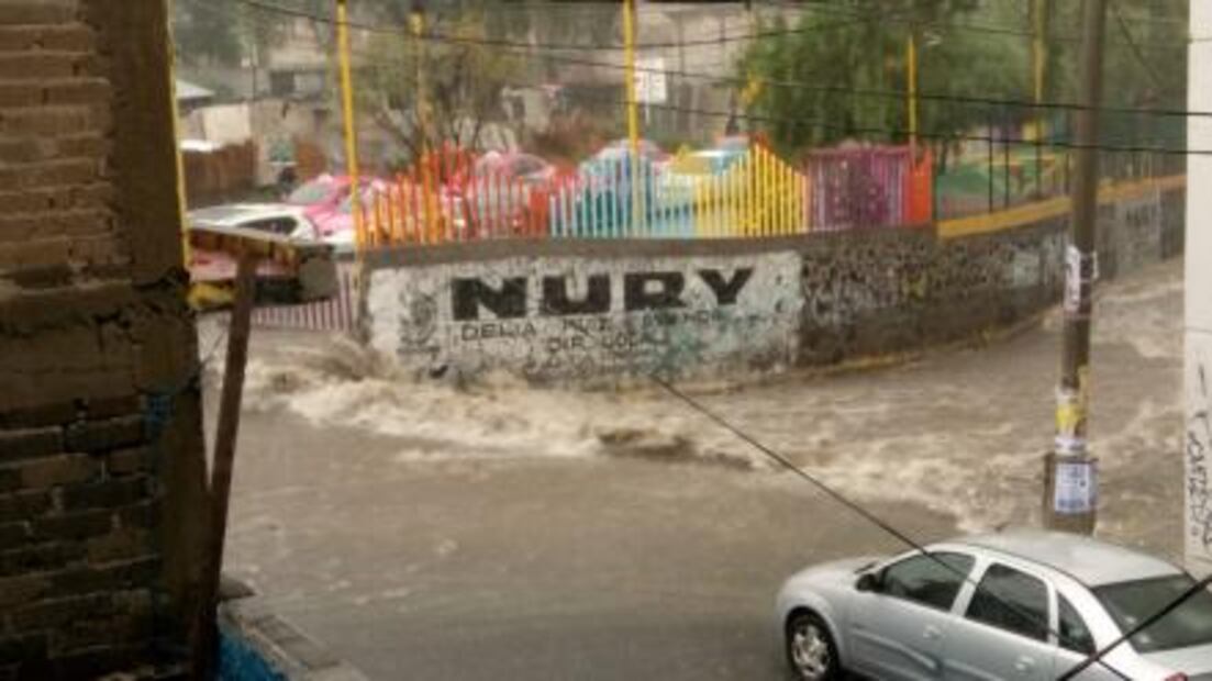 Reportan lluvia de ligera a fuerte en 9 delegaciones de la CDMX