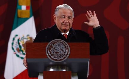 AMLO celebra regreso a clases presenciales en NL; hay estados que se están tardando, señala