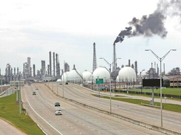 Con compra de Deer Park, México seguirá amarrado al comercio exterior de petróleo