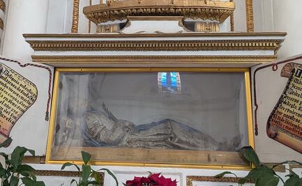 La momia Santa Columba; mártir española que atrae a fieles católicos al antiguo Convento de San Francisco en Hidalgo