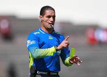 Árbitros cepillados buscan volver a pitar
