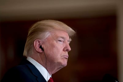 Republicanos tendrían plan para reemplazar a Trump, advierten