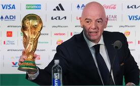 Gianni Infantino se rinde ante el estadio Azteca: “Es una catedral bendecida por los dioses del futbol” 