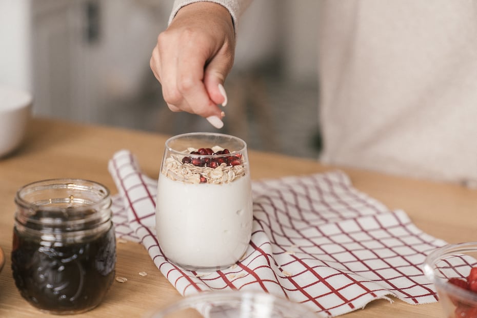 Esta es la hora del día perfecta para comer yogur. Foto: Pexels