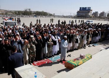 Ataques a mezquitas dejan al menos 50 muertos en Afganistán