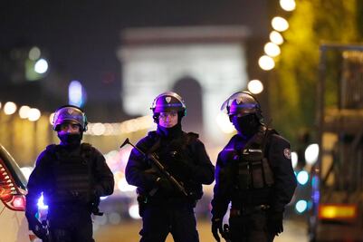 Francia busca a presunto terrorista con información de Bélgica