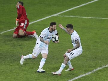 Messi rescata el empate para Argentina ante Paraguay