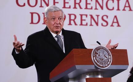 Compromete AMLO a Barbosa para pagar salario retroactivo a maestros del SNTE de Puebla 
