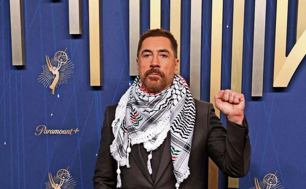 Javier Bardem mostró apoyo a su paso por la alfombra. Foto: AFP, AP y EFE