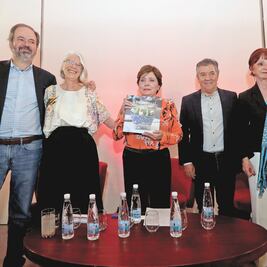 Con libro, El Cardenal celebra 50 años de auténtica cocina mexicana