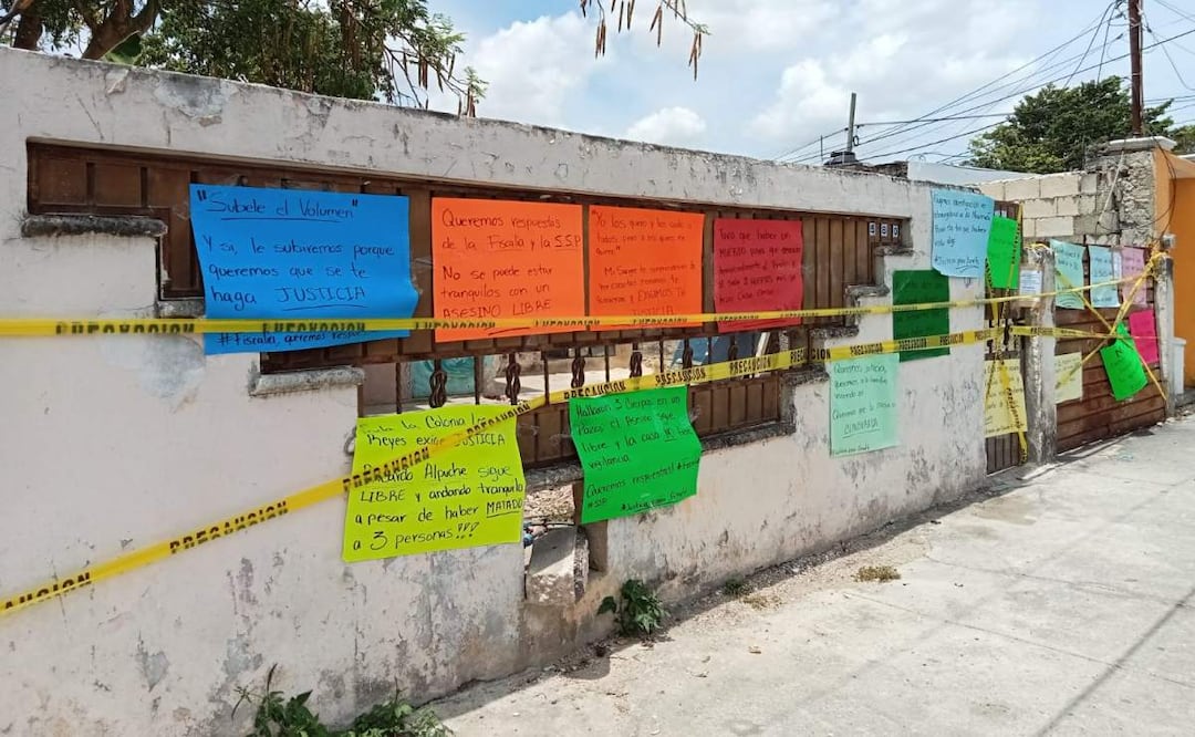 Pancartas colocadas por vecinos de Mérida, quienes protestan por un caso de homicidio sin avances (24/05/2025). Foto: Especial