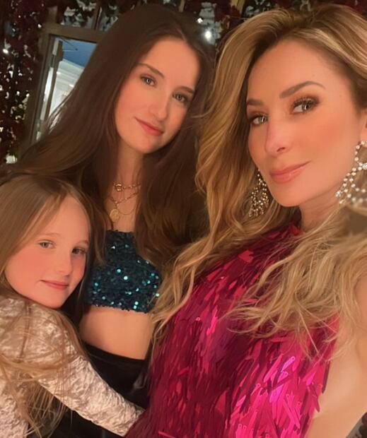 ¿Si estuvieras en el lugar de Irina, regresarías el anillo?, cuestionan a Geraldine Bazán