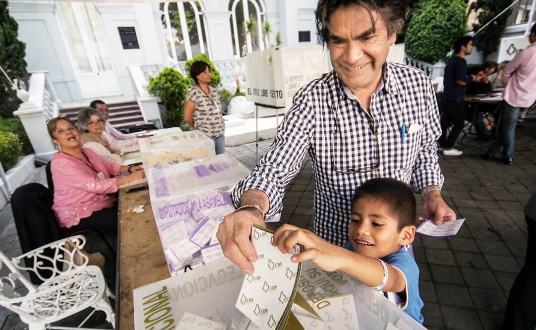 Expertos reconocieron la labor del INE para el desarrollo en paz y sin incidentes graves del proceso electoral el pasado 7 de junio.