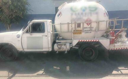 Detienen a hombre que transportaba 500 litros de gas LP robado en Tultitlán