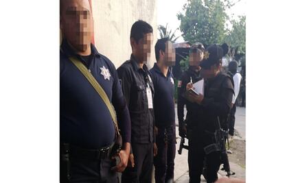 Detienen a director de Seguridad Pública, a Comandante y a 100 policías en Chiapas