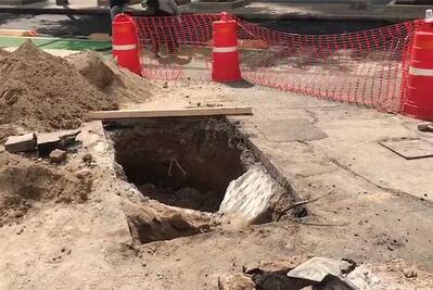 Se registra hundimiento a unos metros de donde se abrió socavón en Reforma