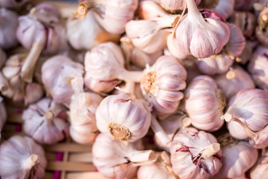 Conoce quiénes no pueden comer ajo. Foto: Unsplash