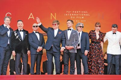 Elton John alborota Cannes