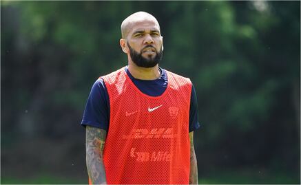 Dani Alves: Presos cambian autógrafos del brasileño por cigarros en la prisión