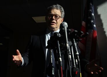 Senador demócrata se disculpa por acusaciones de abuso sexual