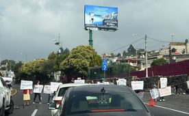 Bloquean autopista México-Cuernavaca por desaparición de Camila; exigen reforzar búsqueda de la adolescente