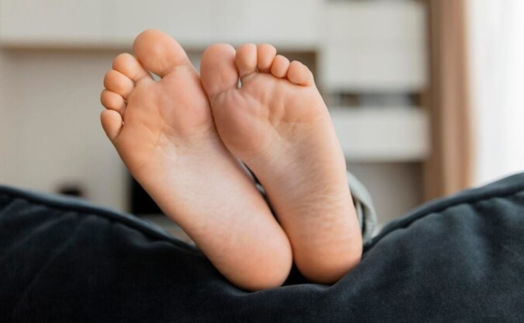 Mantén la suavidad de tus pies. Fuente: Freepik