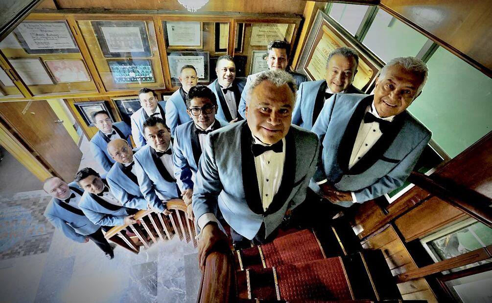 En 2003 fue el nacimiento: exintegrantes del grupo fundan La Única Internacional Sonora Santanera. 
En 2000-2010 se desarrollaron las disputas legales por el nombre. Se intensifican los juicios.
En 2010, giras por EU, Centro y Sudamérica.
En 2015 a la fecha han realizado giras y esperan que Sony Music los deje grabar. FOTO: Berenice Fregoso/EL UNIVERSAL.