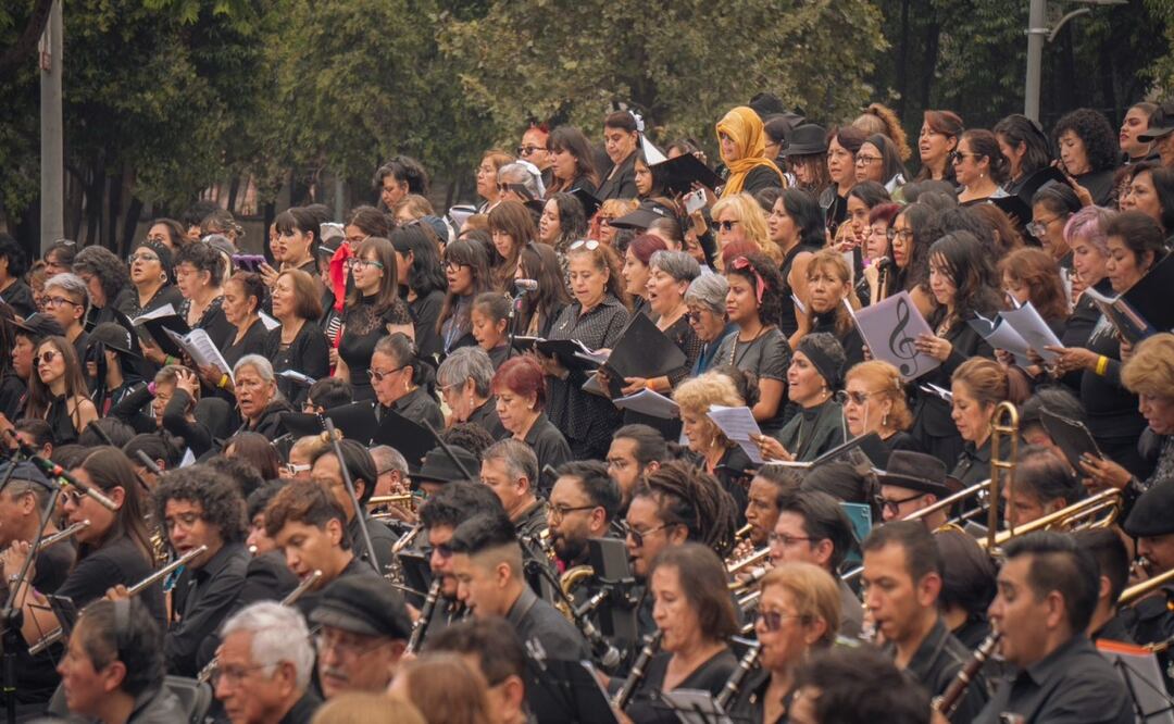 Ensayo de la Orquesta Monumental Pilares pone a bailar a la alcaldía Cuauhtémoc; preparan gran concierto en septiembre. Foto: Especial