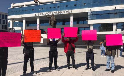 "Nos pagan como limosneros": Policías municipales exigen pago completo de quincenas en Naucalpan