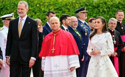 El papa León XIV llega a España en su cuarto viaje internacional; agradece compromiso del país con la paz y la solidaridad