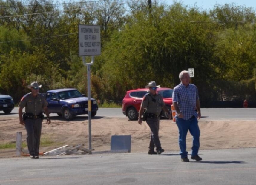 Borran huella de campamento de haitianos en Texas y miles son liberados en EU