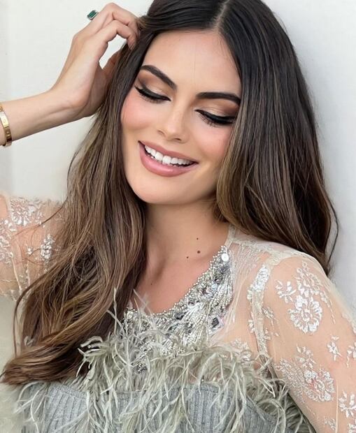 Perfecta. El look de embarazo de Ximena Navarrete en la playa